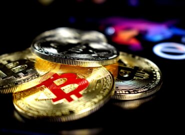 top 100 cryptocurrencies described in 4 words or less top 100 cryptocurrencies described in 4 words or less